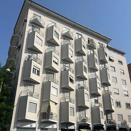 Glhouse Roma Mazzini