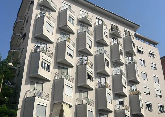Glhouse Mazzini 4*